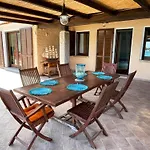 Sandy Cove Patio Sul Mare Villa *