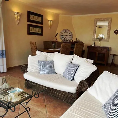 Вилла Sandy Cove Patio Sul Mare